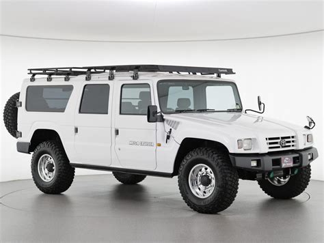 TOYOTA MEGACRUISER MEGA CRUISER .
